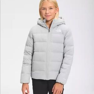 SOLD— The North Face puffer jacket